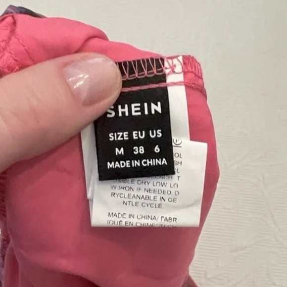 SHEIN | Pink Marble Swirl Matching Set - Picture 7 of 7